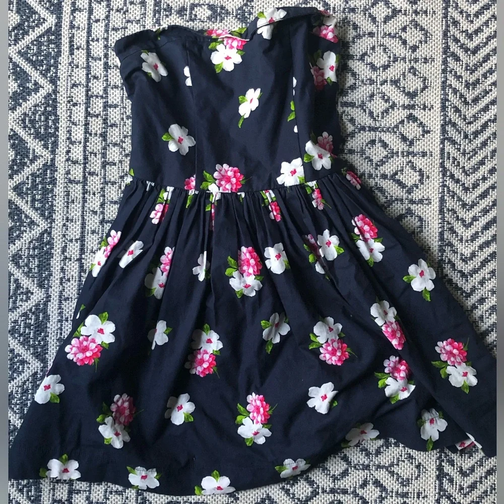 NWT Abercrombie Sleeveless dress - Picture 1 of 4